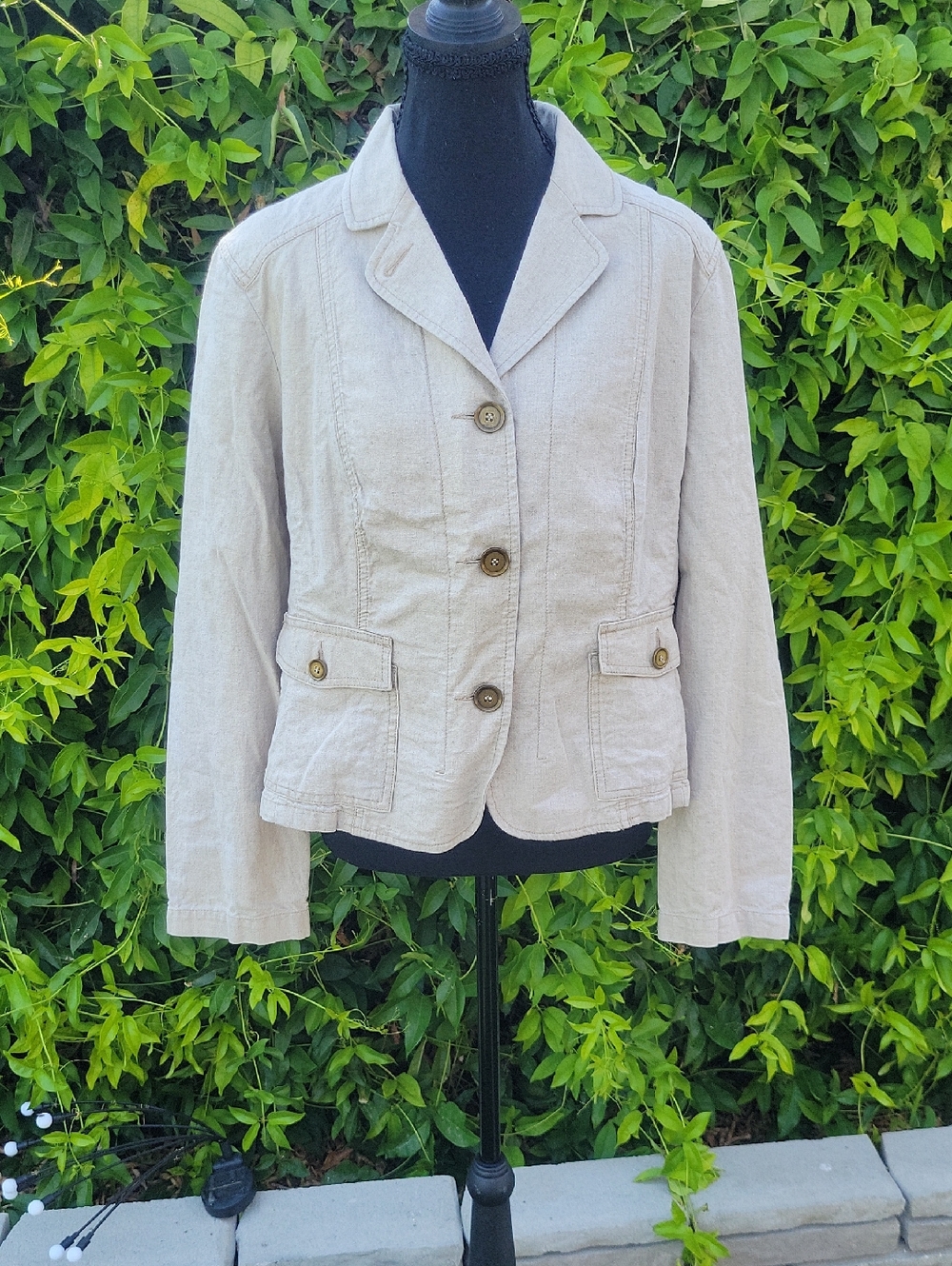Khaki with Gold Shimmer Threading Structured Blazer 16